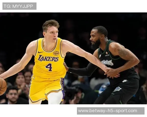 雷迪克赞拉拉维亚篮球悟性出众了解比赛的深刻内涵与技巧